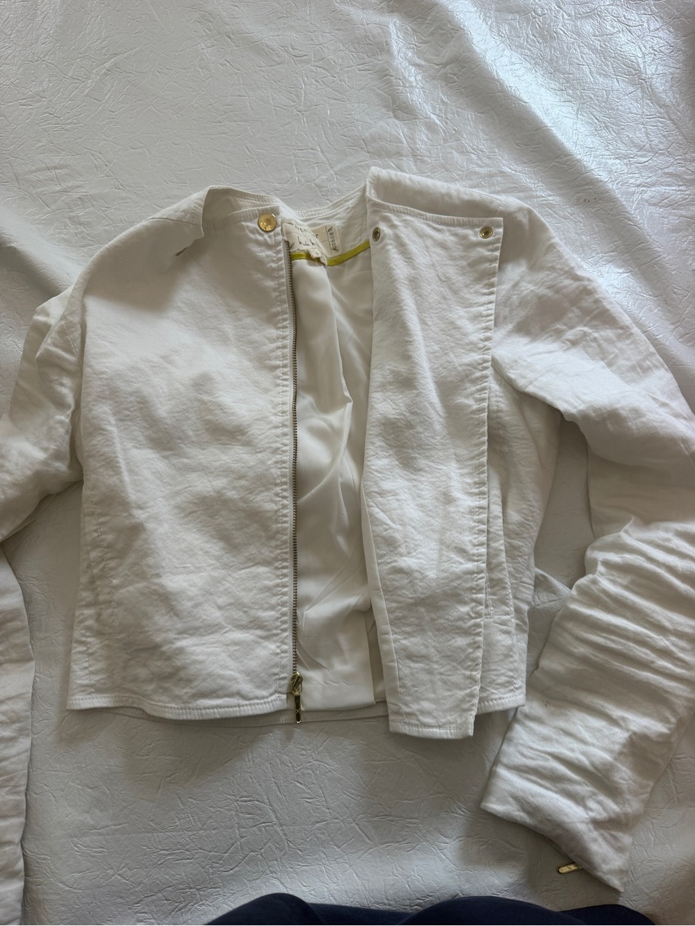 Nicole Miller Women's White Cropped Zip Jacket